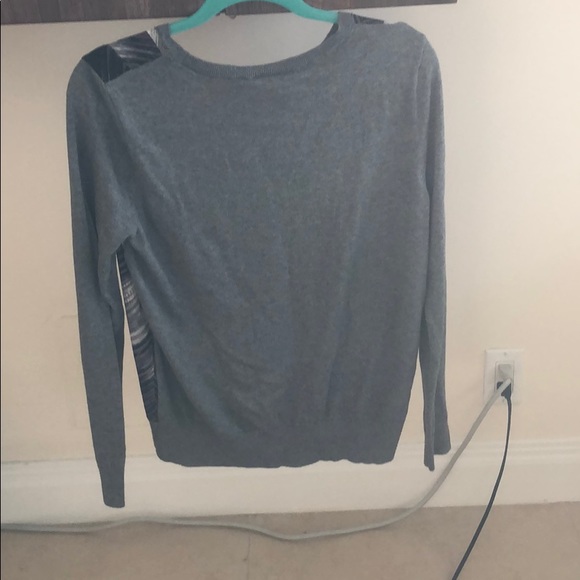 sweater - Picture 2 of 2